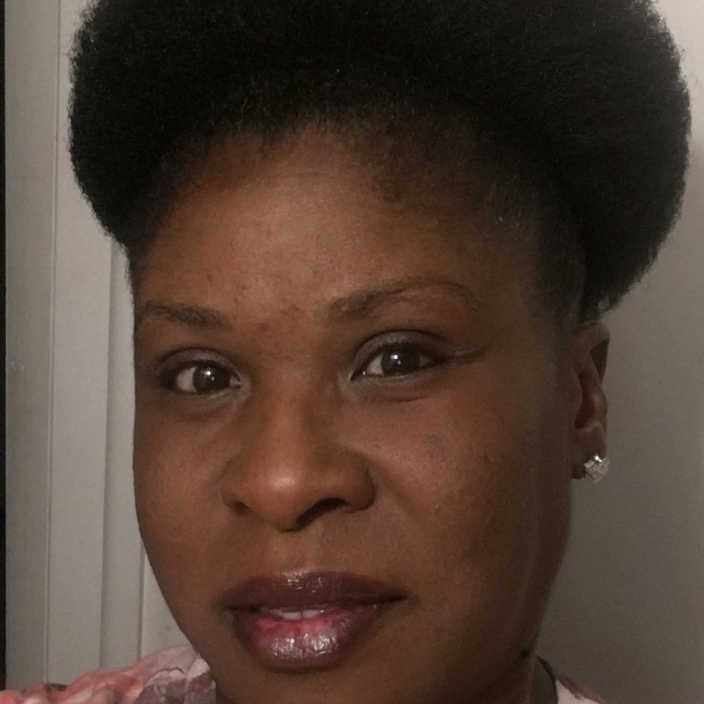 Meet your Posher, Cynthia